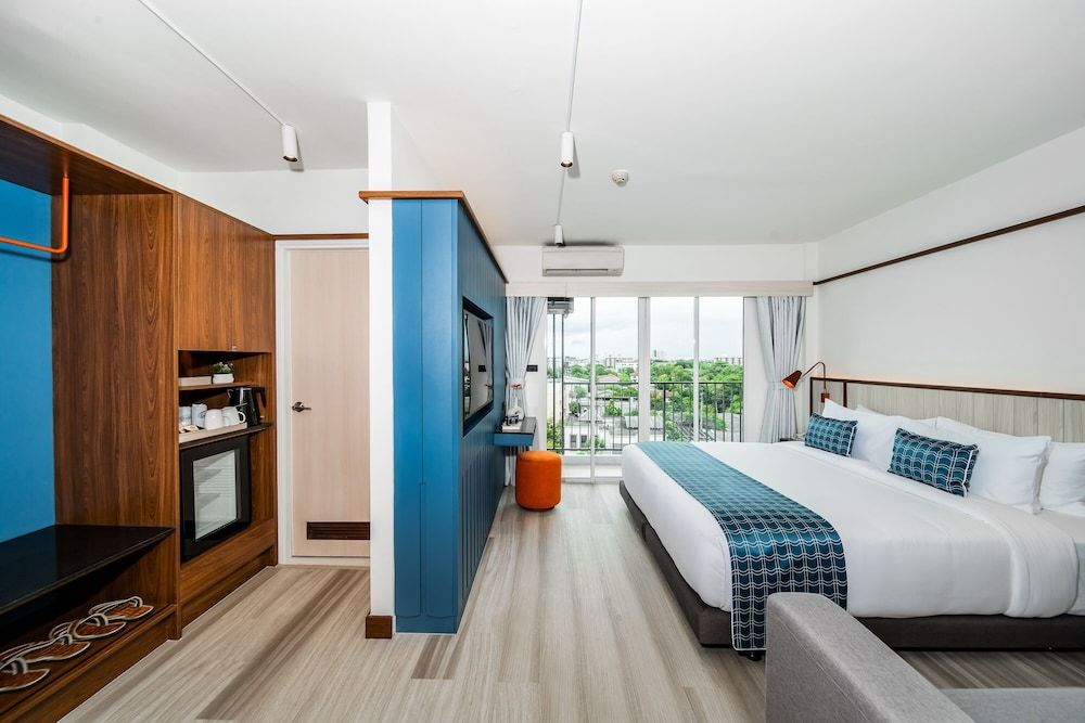 undefined Hotel Amber Sukhumvit 85 2