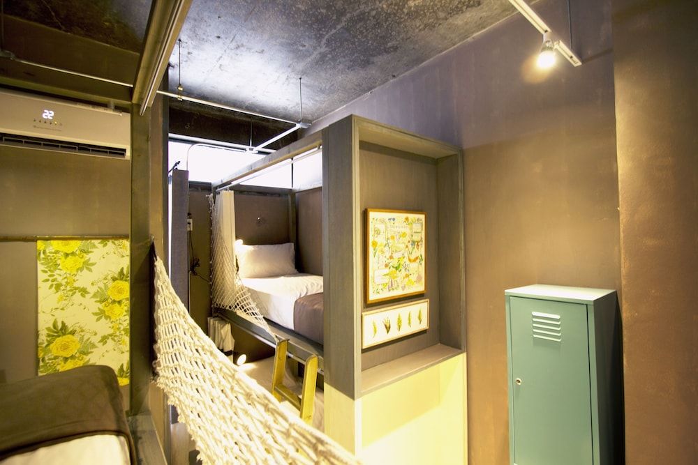 4-Bed Mixed Dormitory