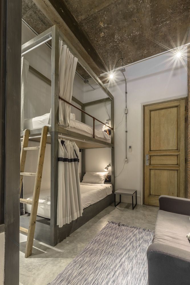 Twin Bunk Private Room