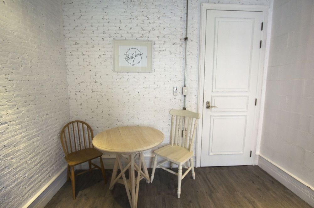 Twin Private Room with Shared Bathroom