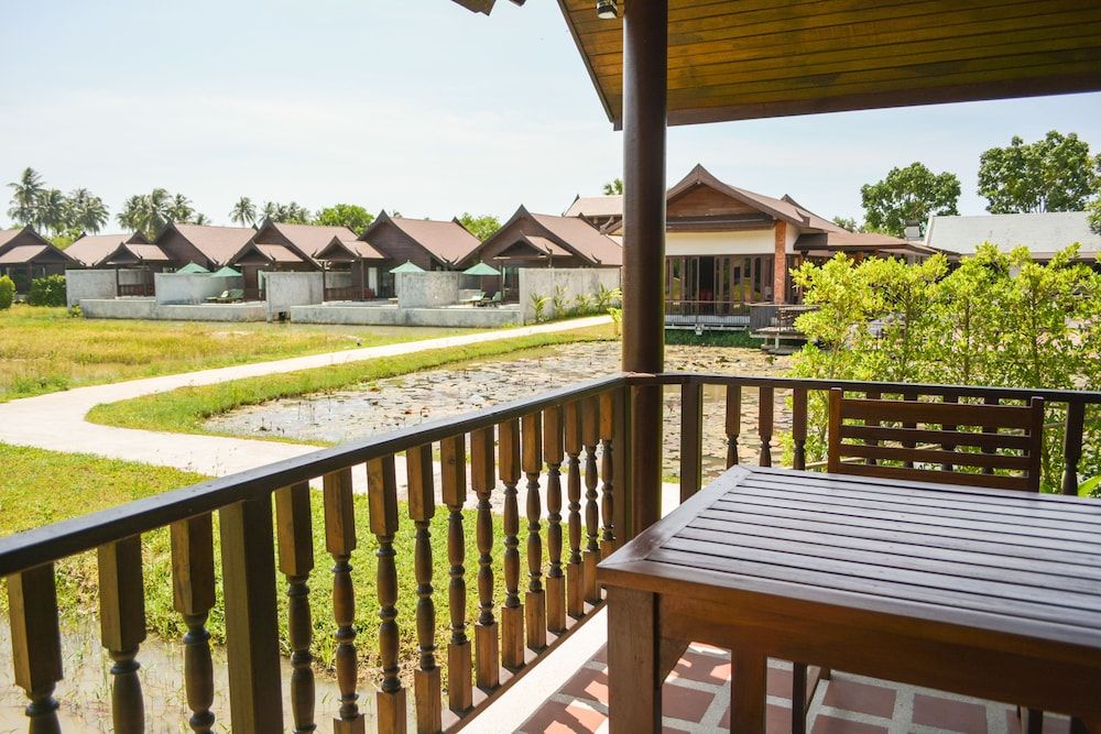 Farmer's Boutique Resort Deluxe Villa 4