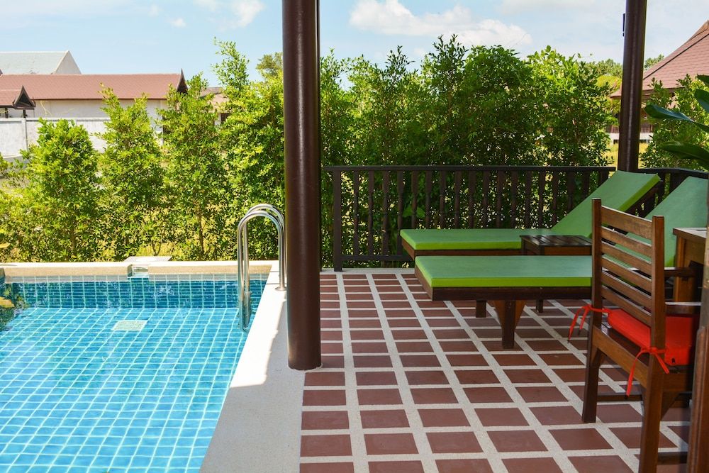 Farmer's Boutique Resort Deluxe Pool Villa 4