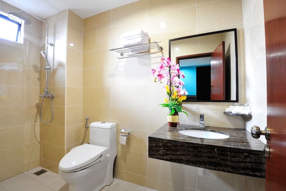 undefined Hallmark Regency Hotel - Johor Bahru 8