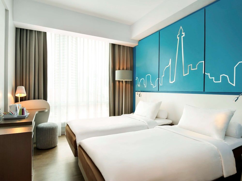 All Seasons Jakarta Thamrin Superior Room, 2 Twin Beds 3