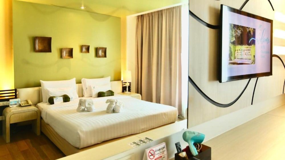 A-Te Chumphon Hotel Deluxe Double Room
