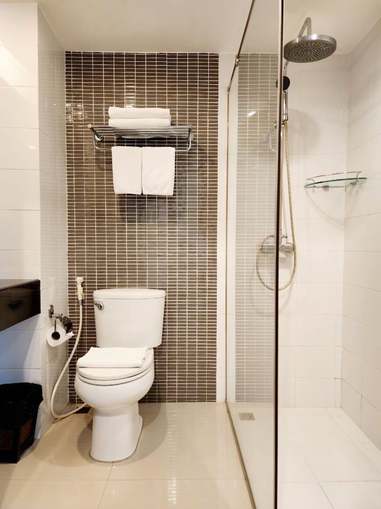 Avion Hotel Superior Double Room 4