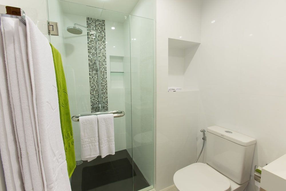 Sugar Palm Residence Deluxe Suite 6