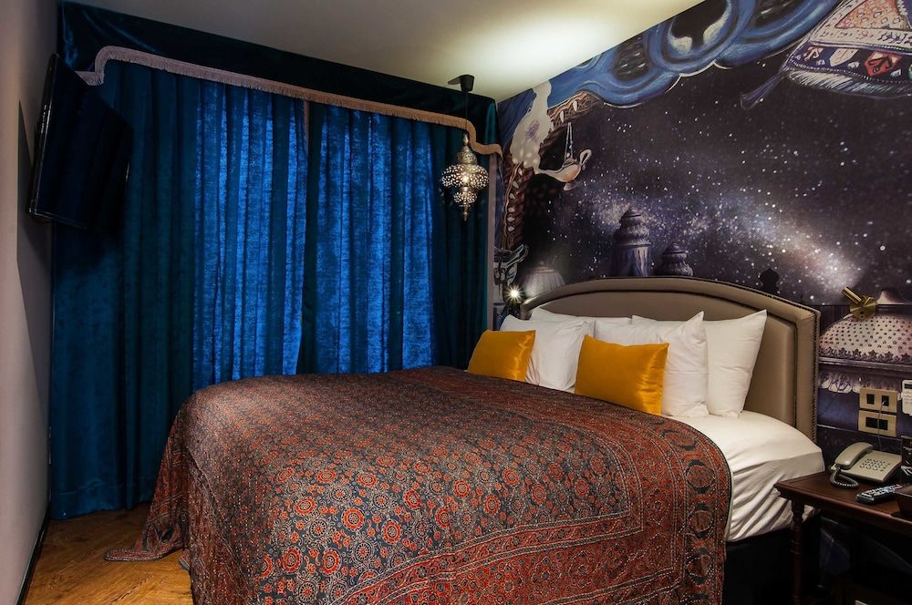 undefined PlayHaus Thonglor 7