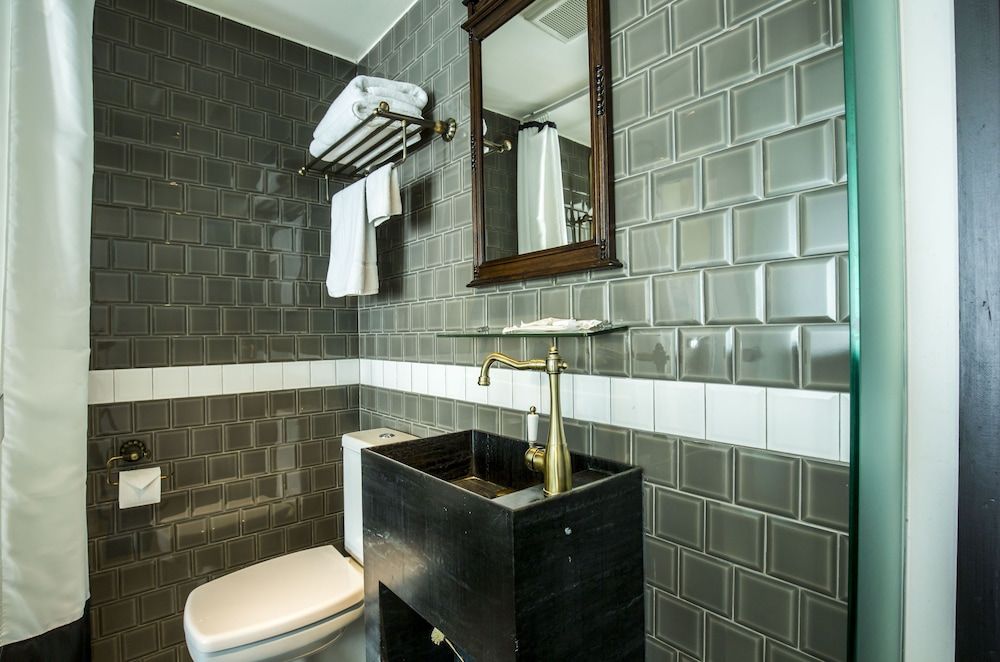 PlayHaus Thonglor Mini King 30