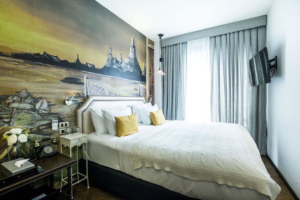 PlayHaus Thonglor Mini King 23