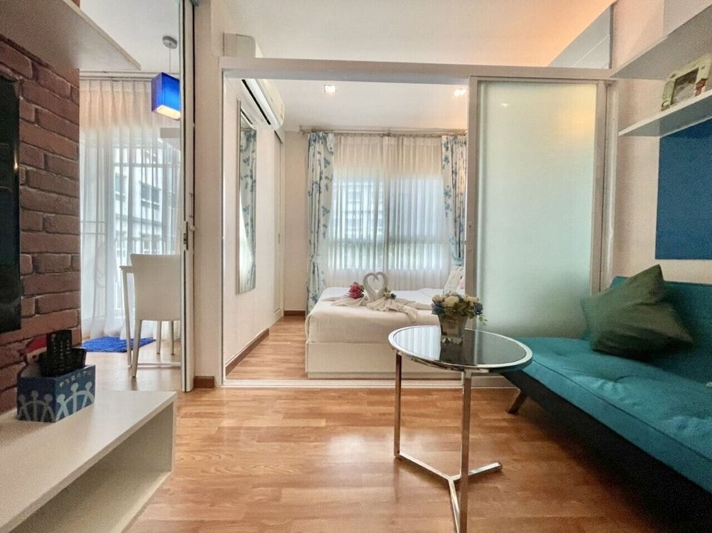 The Trust Huahin Condo Pool View by Dome Deluxe Apartment 17