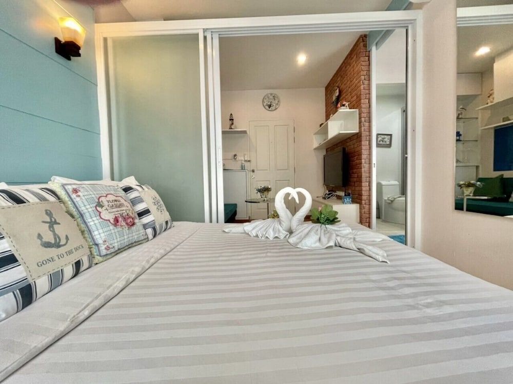 The Trust Huahin Condo Pool View by Dome Deluxe Apartment 4