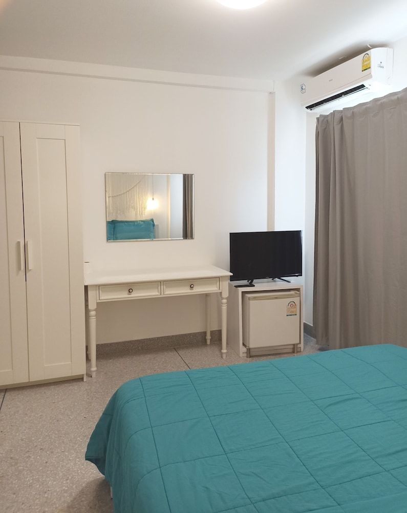 undefined Thassanee Hotel 10