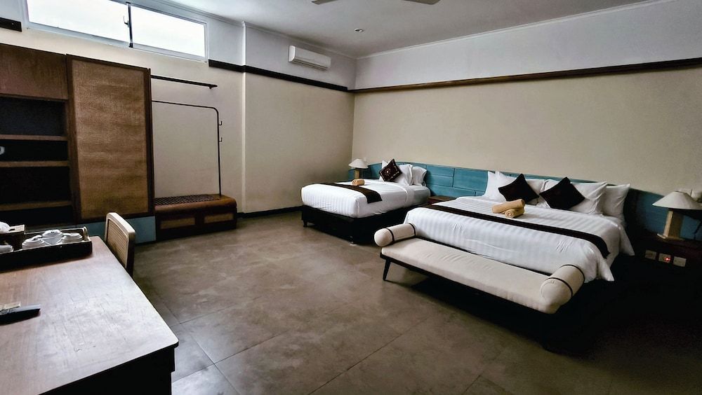 Deluxe Triple Room