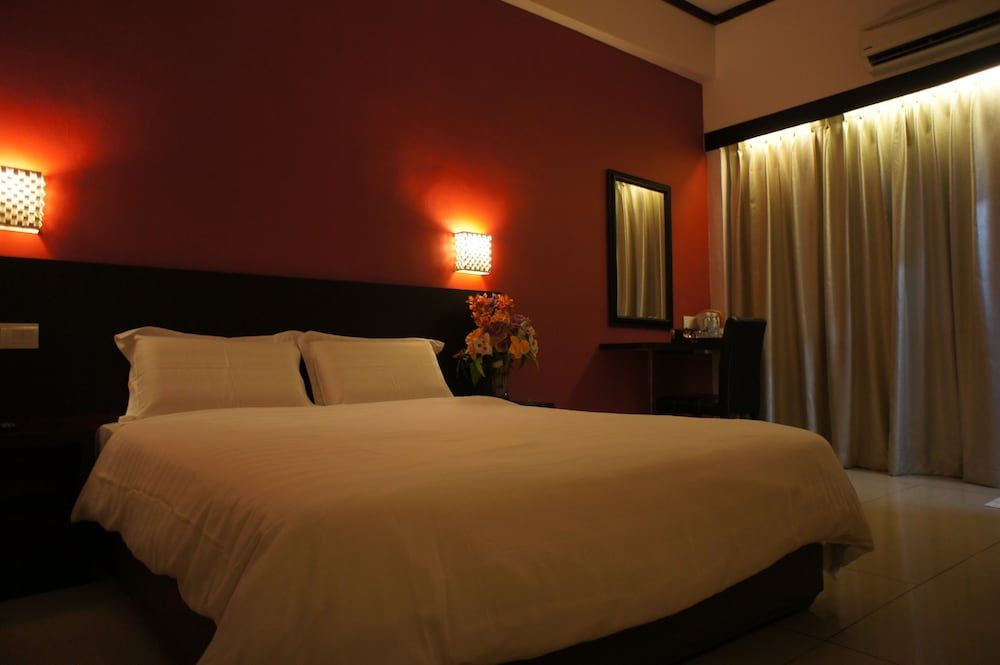 undefined Meldrum Hotel 5