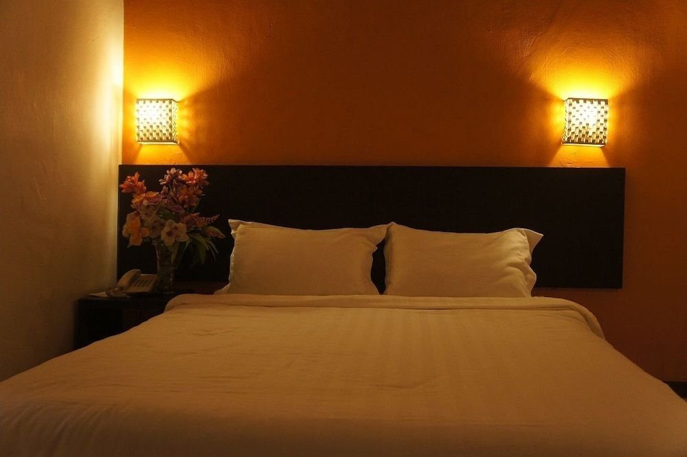 Meldrum Hotel Premier Room, 1 Bedroom, Non Smoking 4