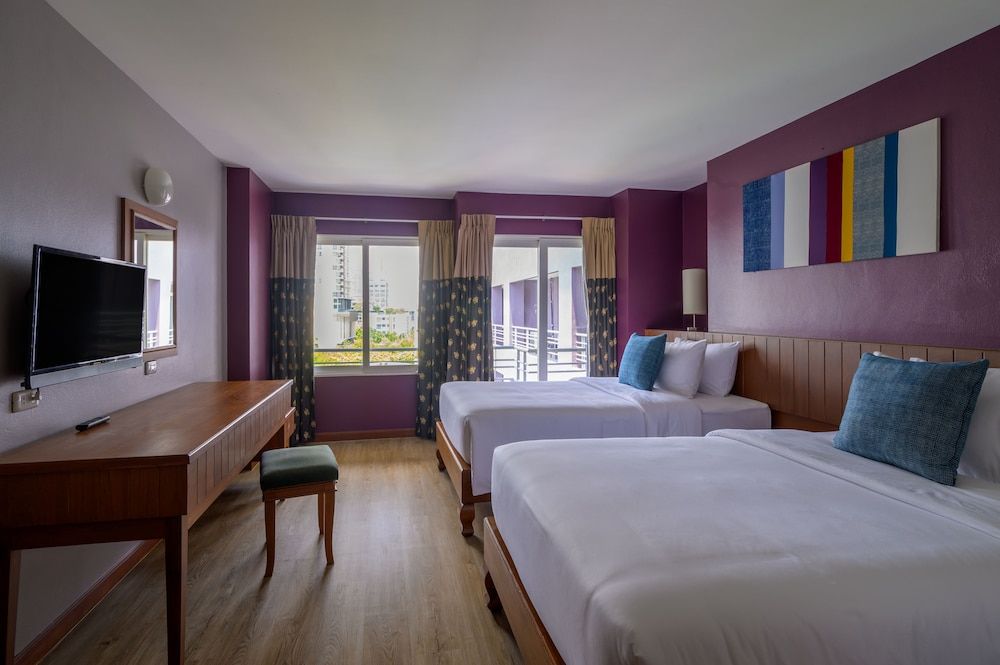 undefined Quarter 09 Beach 3