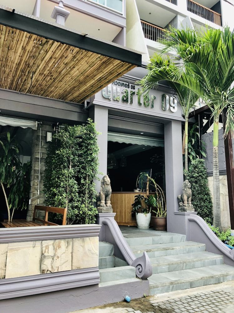 undefined Quarter 09 Beach 2