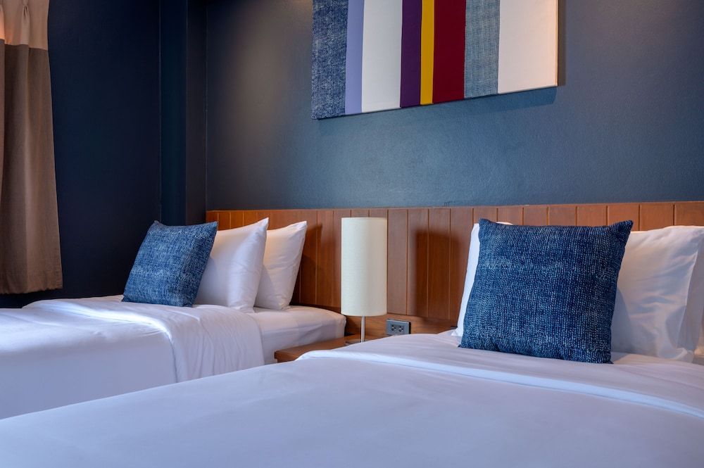 undefined Quarter 09 Beach 7