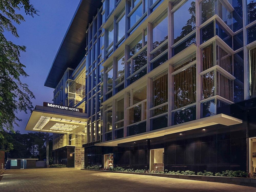 undefined Mercure Jakarta Sabang 5