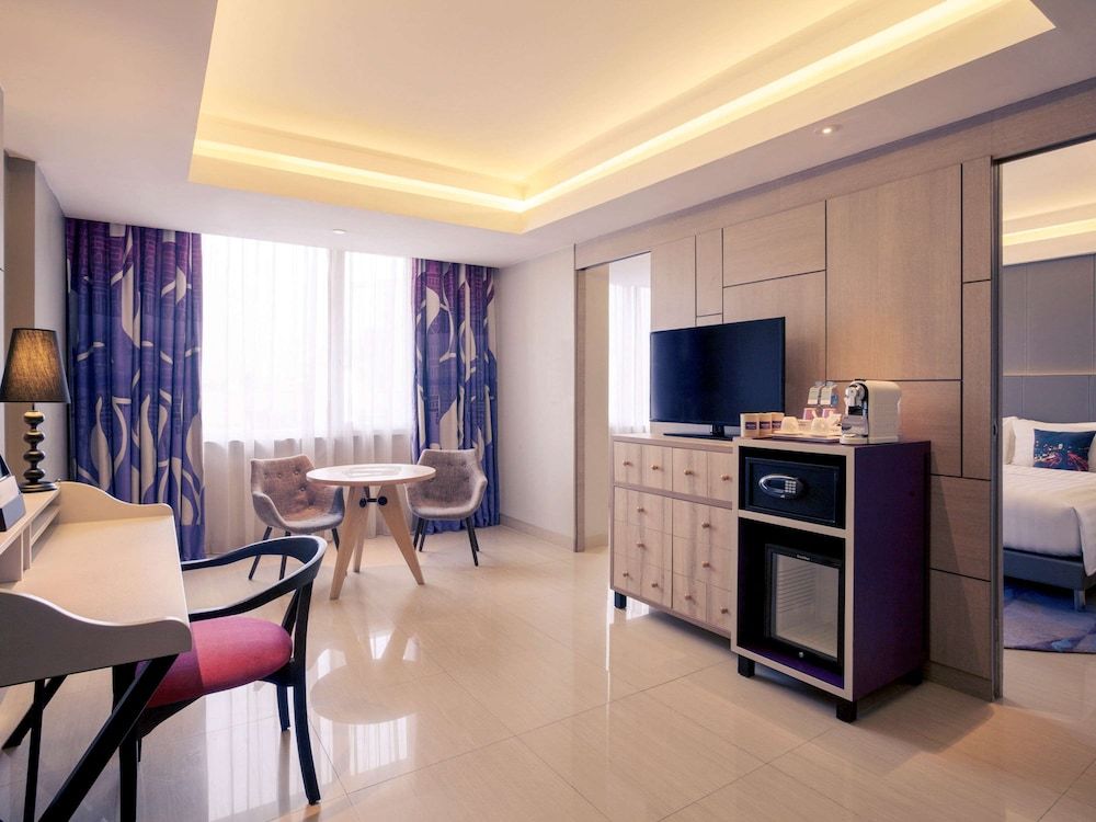 undefined Mercure Jakarta Sabang 2