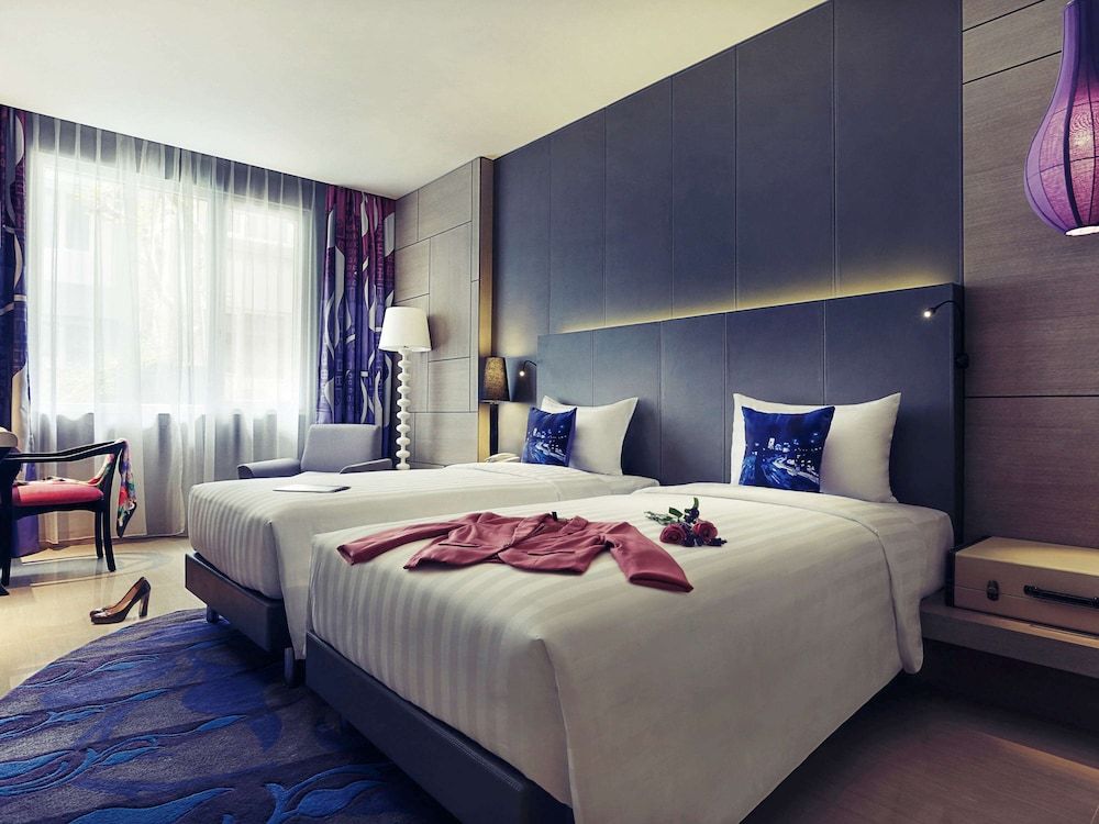 undefined Mercure Jakarta Sabang 4