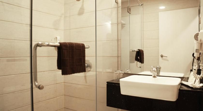 DREAMTEL Jakarta Standard Twin Room 17