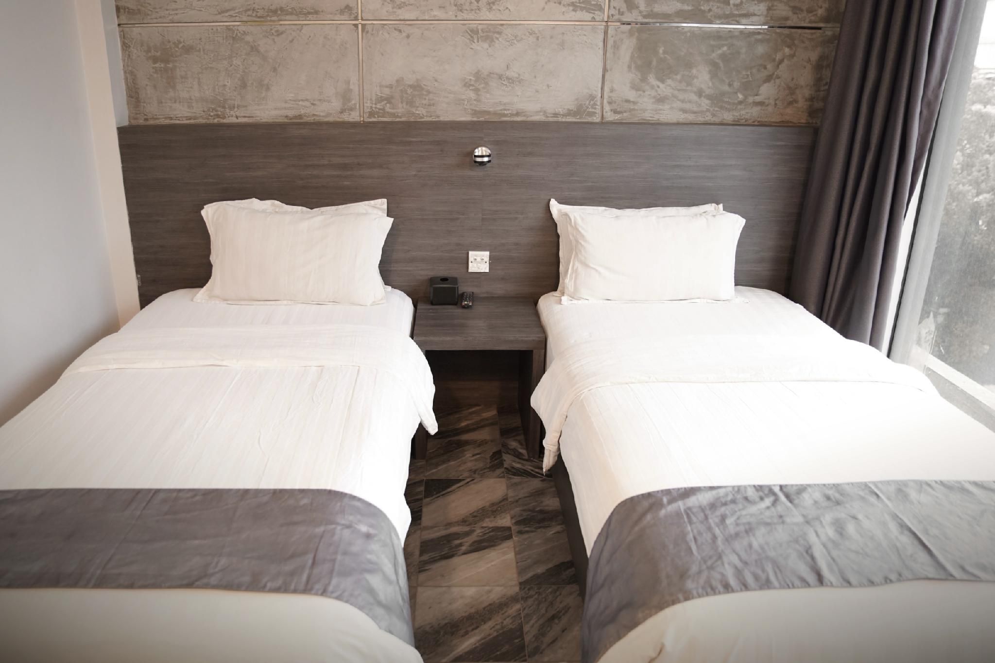 DREAMTEL Jakarta Standard Twin Room 11