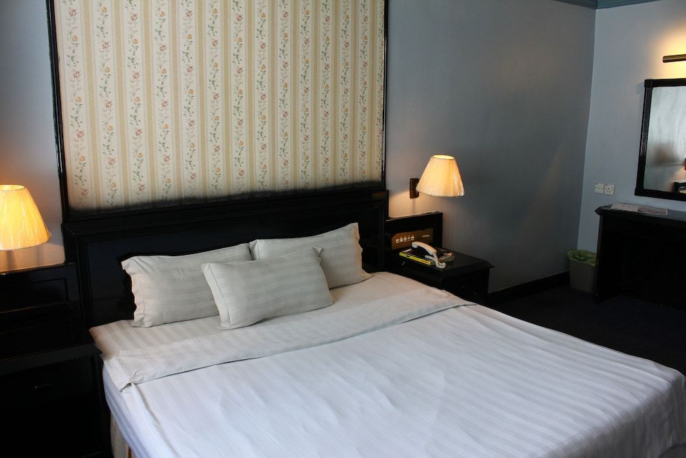 Hotel DeLeeton Deluxe Queen 2