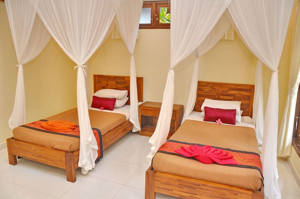 Nick's Homestay Deluxe Twin Room, Garden View 4