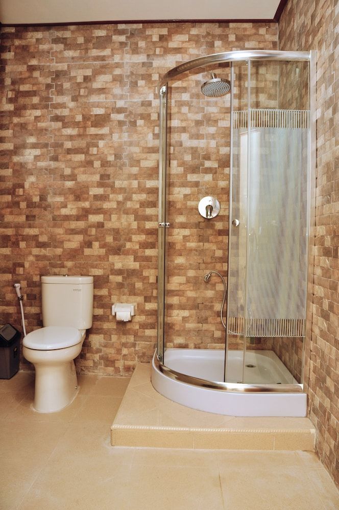 Nick's Homestay Deluxe Twin Room, Garden View 11