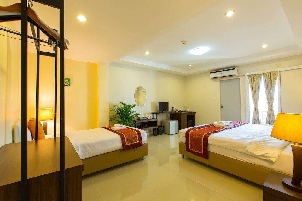 undefined Chiang Mai Waroros Boutique Hotel 10
