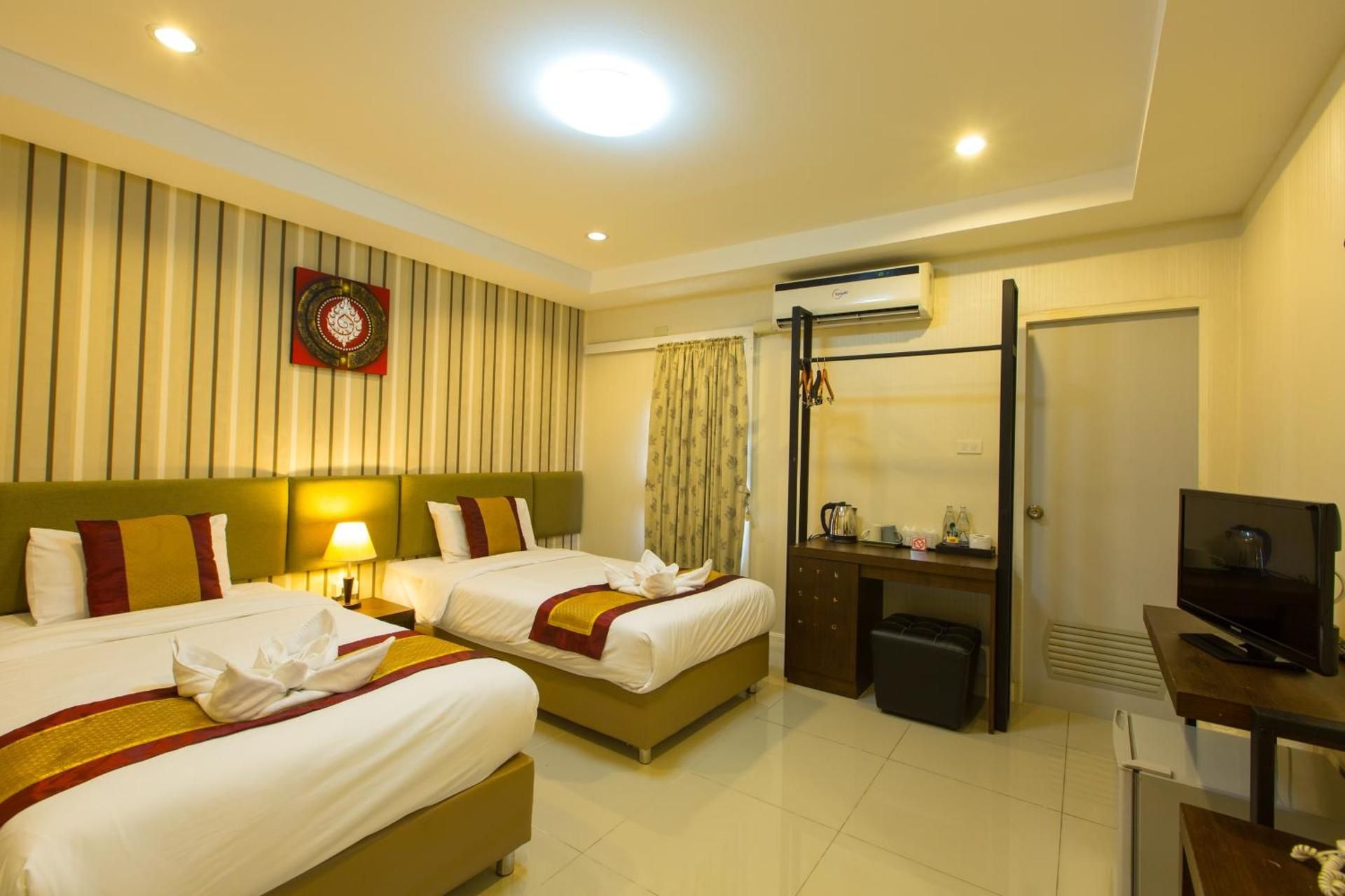 Chiang Mai Waroros Boutique Hotel Superior Twin 2