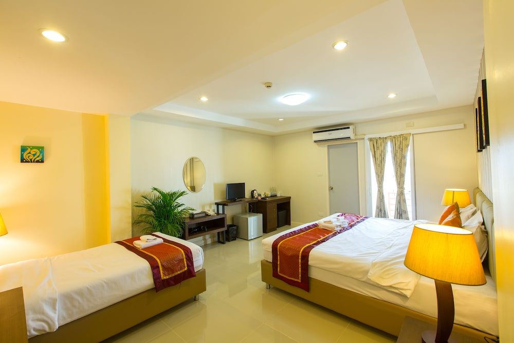 undefined Chiang Mai Waroros Boutique Hotel 9