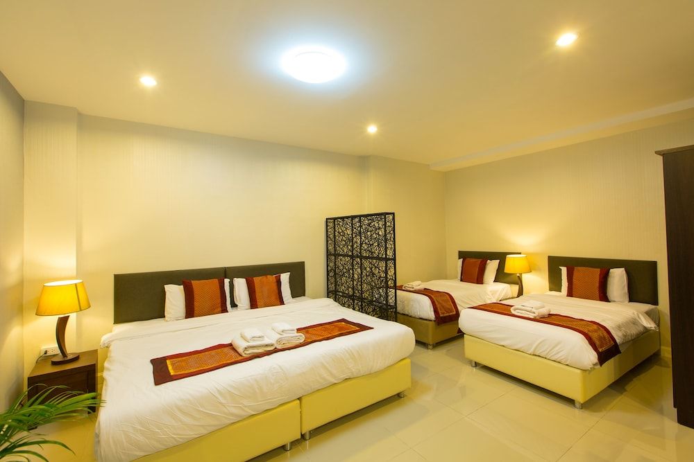 Chiang Mai Waroros Boutique Hotel