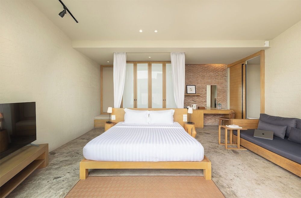 undefined Sea Two Pool Villa Resort 8