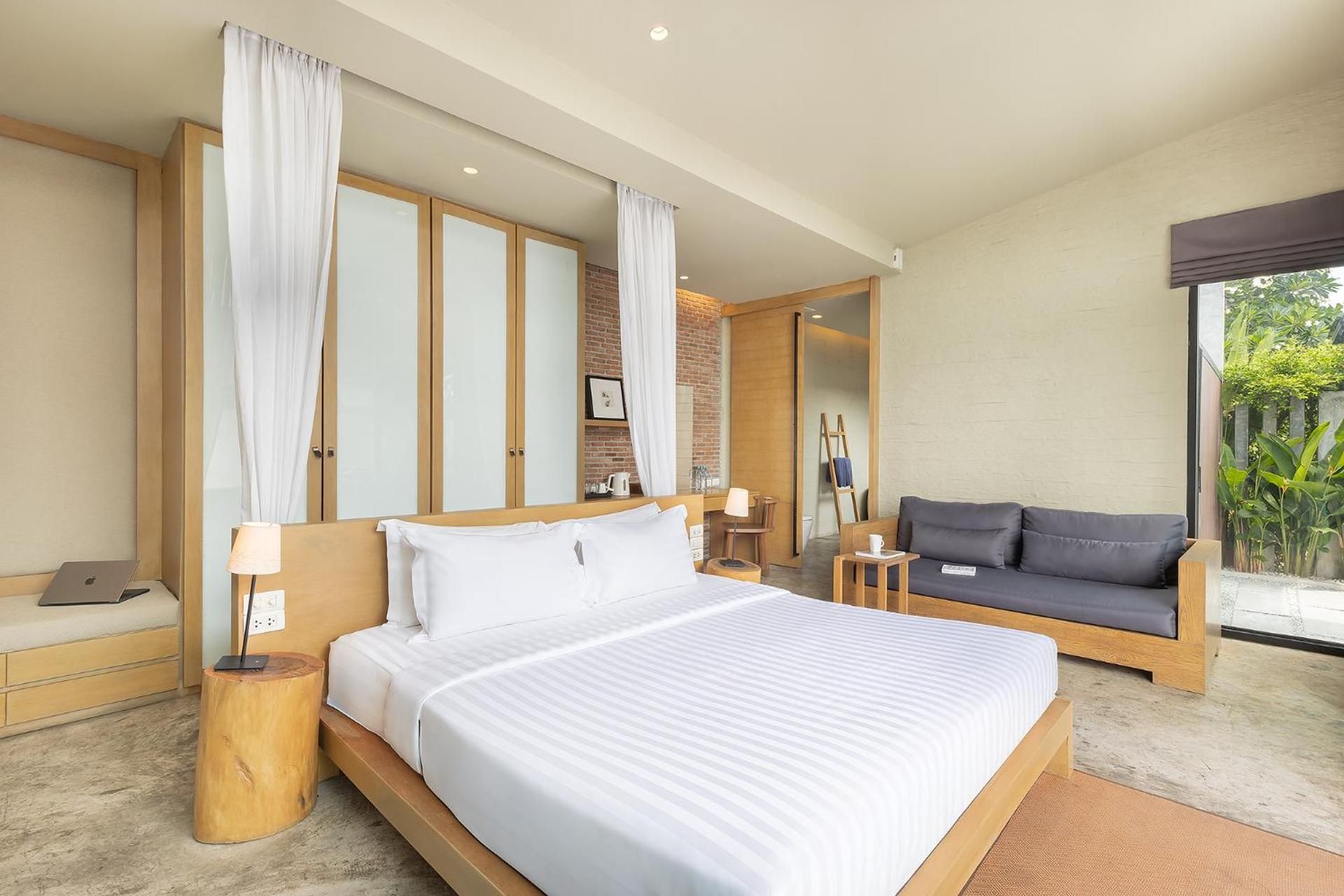 Family Two-Bedroom Pool Villa