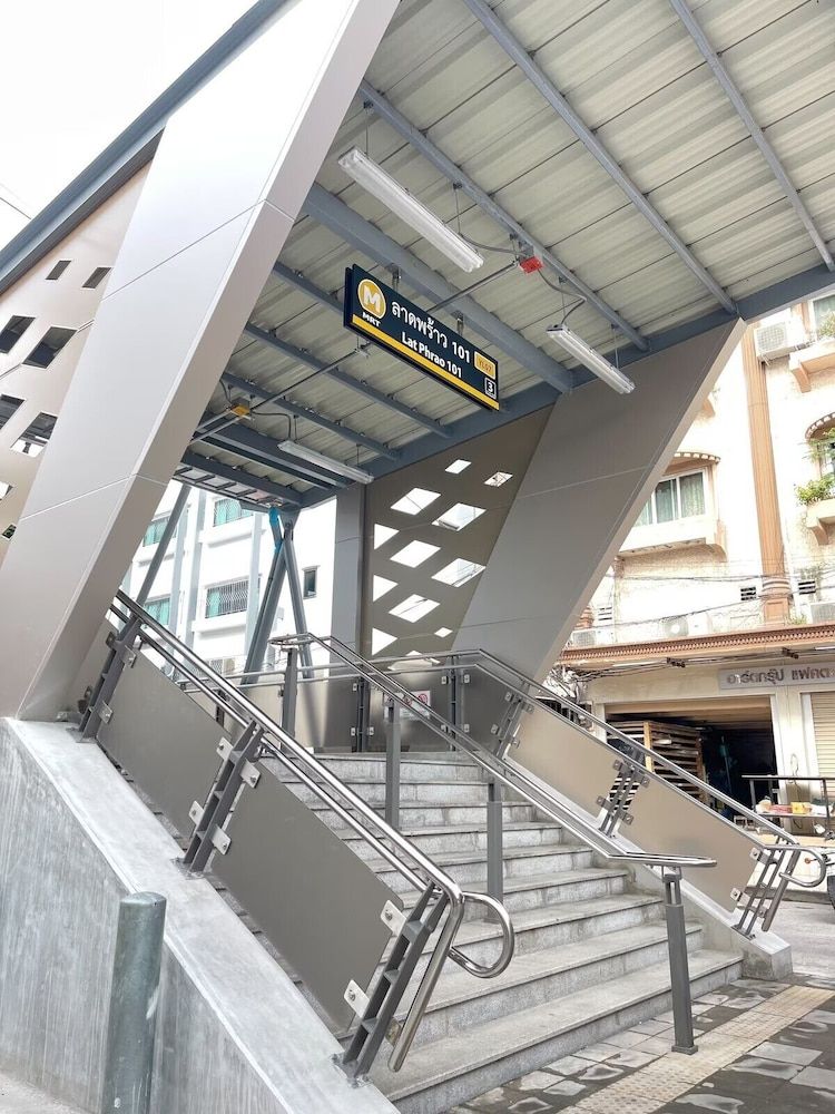 undefined MetroPoint Bangkok 6