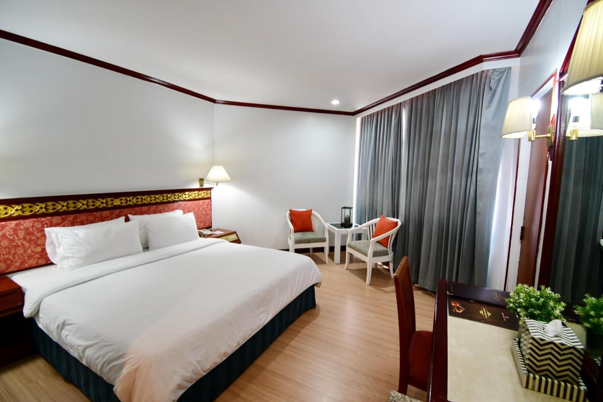 Single Deluxe Room