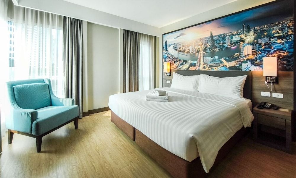 Citrus Sukhumvit 11 Bangkok by Compass Hospitality Deluxe Room 3