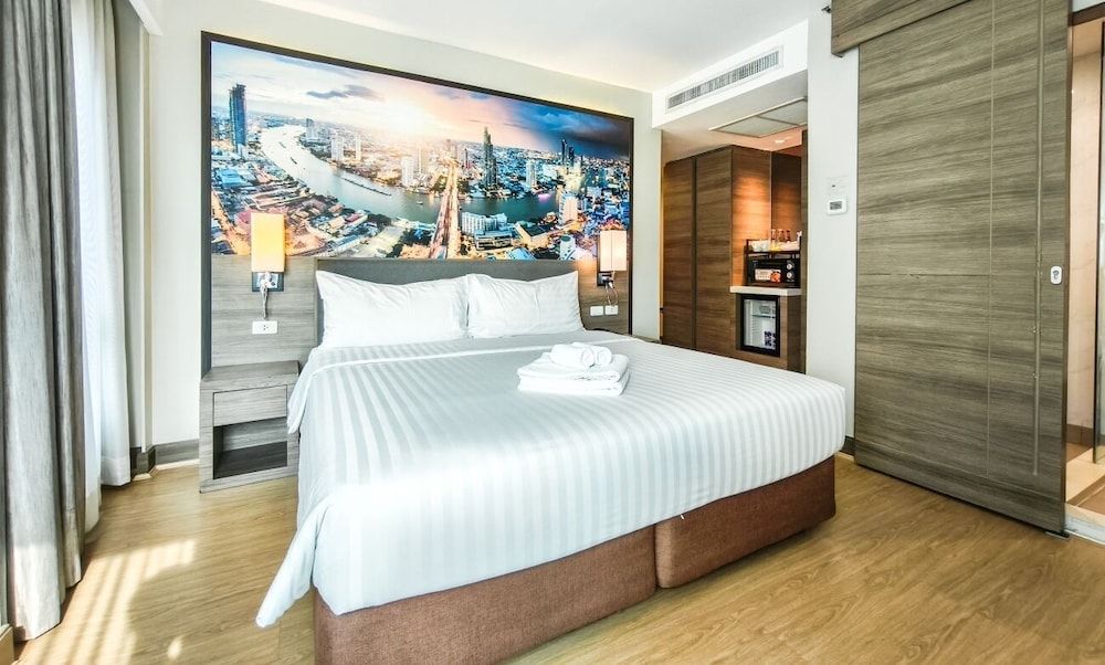Citrus Sukhumvit 11 Bangkok by Compass Hospitality Deluxe Room