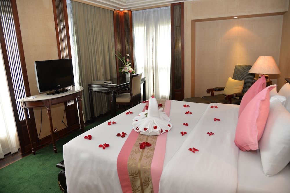 Junior Suite, 1 Bedroom, Bathtub