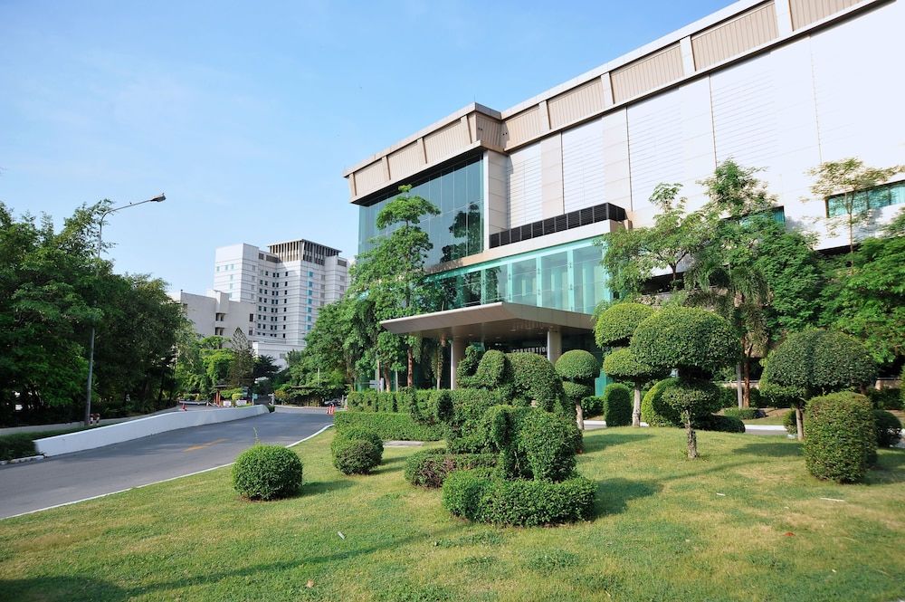 undefined Rama Gardens Hotel Bangkok 2