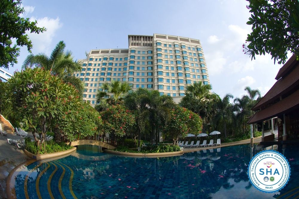 undefined Rama Gardens Hotel Bangkok