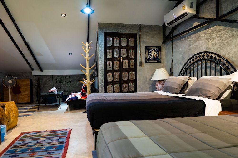 Rice Barn and Rooms Gallery Studio 3