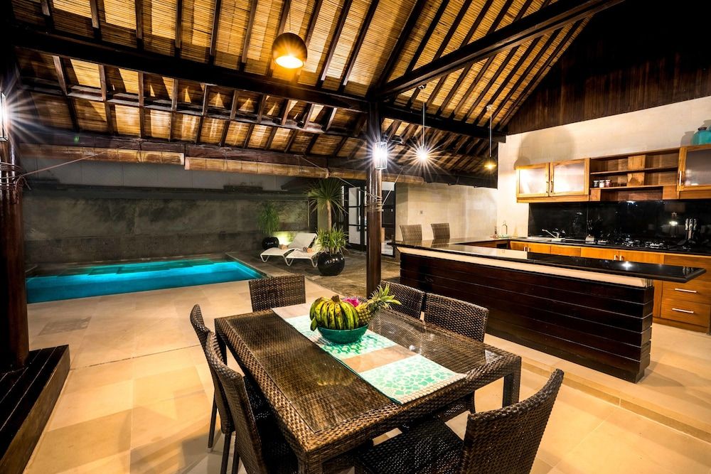 undefined Gili Villas 3
