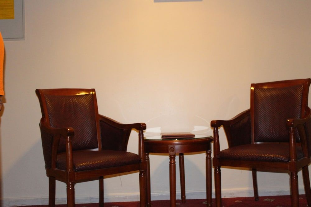 Mount Royal Hotel Single Room 23