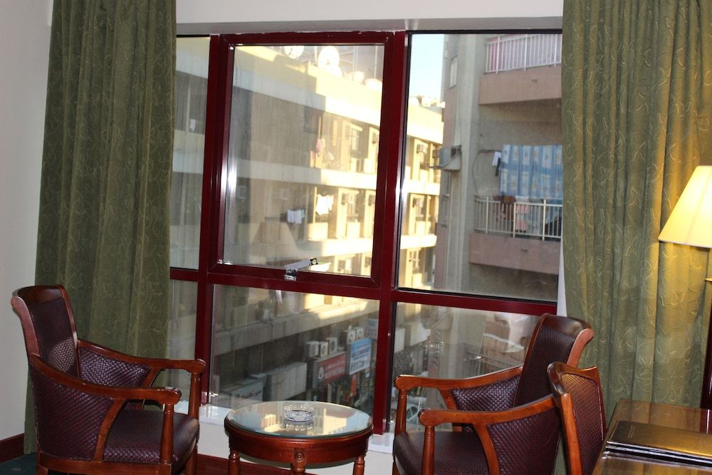 Mount Royal Hotel Single Room 24