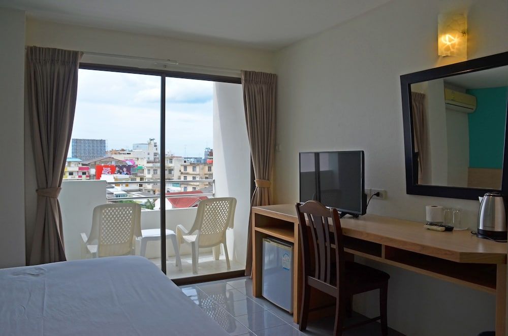 Baan Manthana House Standard Room 8