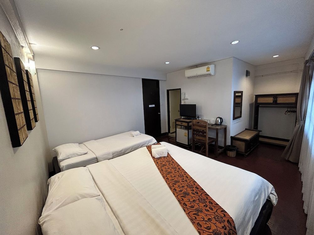 Deluxe Triple Room